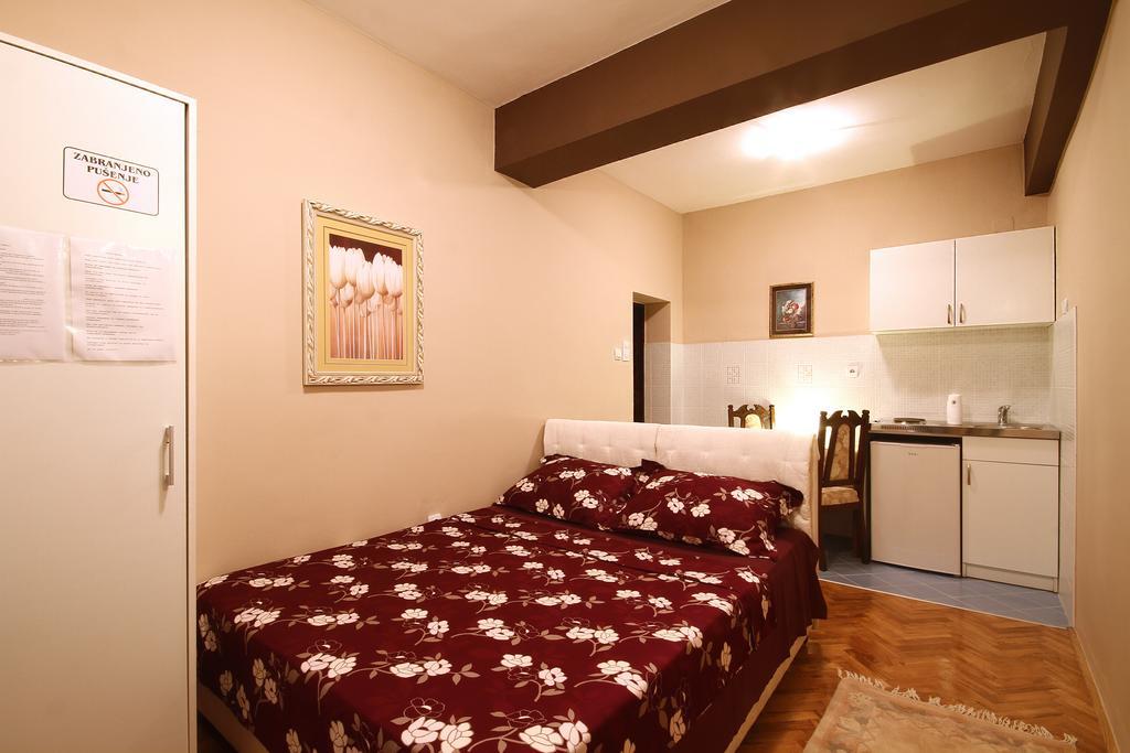 Apartments Vila Galileo Budva Pokoj fotografie